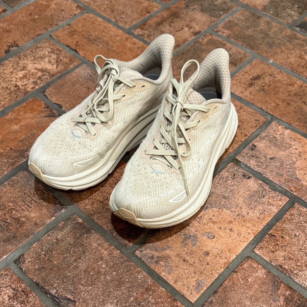 Hoka Clifton 9 Cream Athletic Shoes